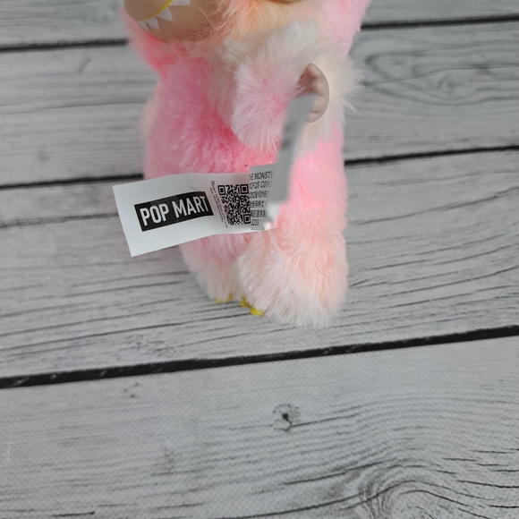 Labubu The Monsters V3 Big Into Energy - Picture 7 of 11